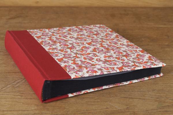 Elegantes Fotoalbum rot "Lugano", roter Leinenrücken, Handarbeit